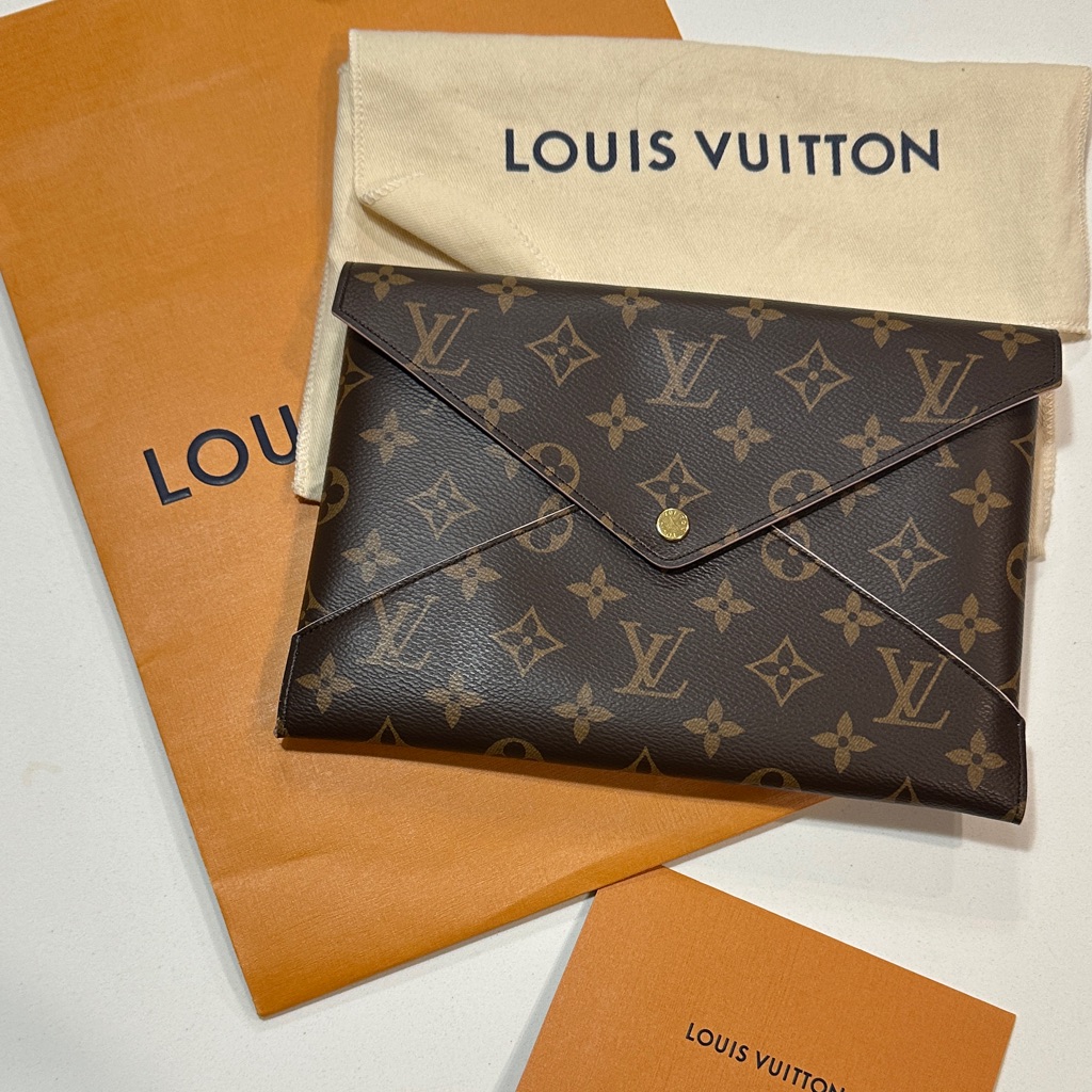 Louis Vuitton Classic Monogram Envelope Clutch